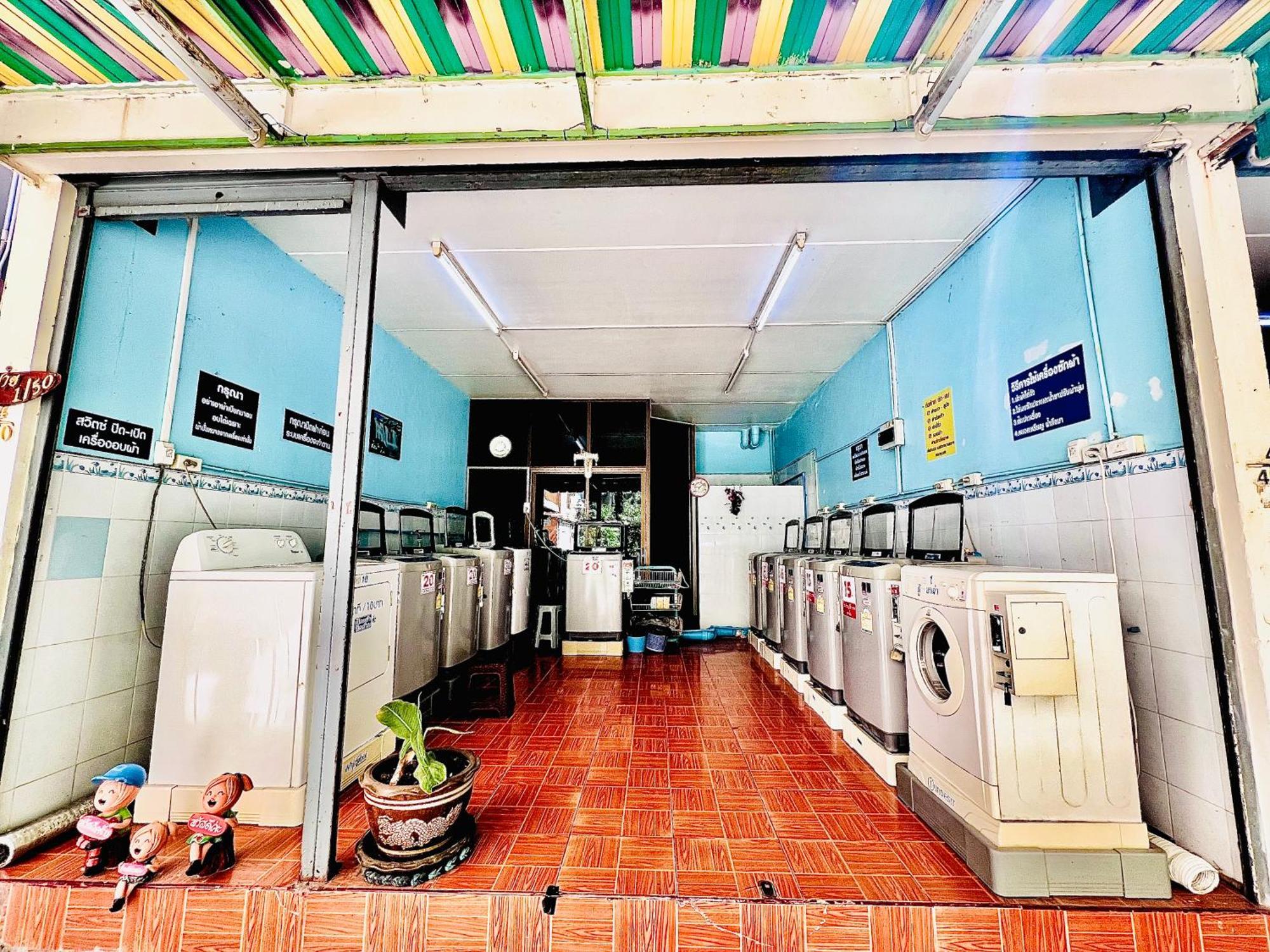 Impact Challenger ห้องพักรายวัน เมืองทองธานี ตึก C9, P2, P1 每日房 * Nonthaburi