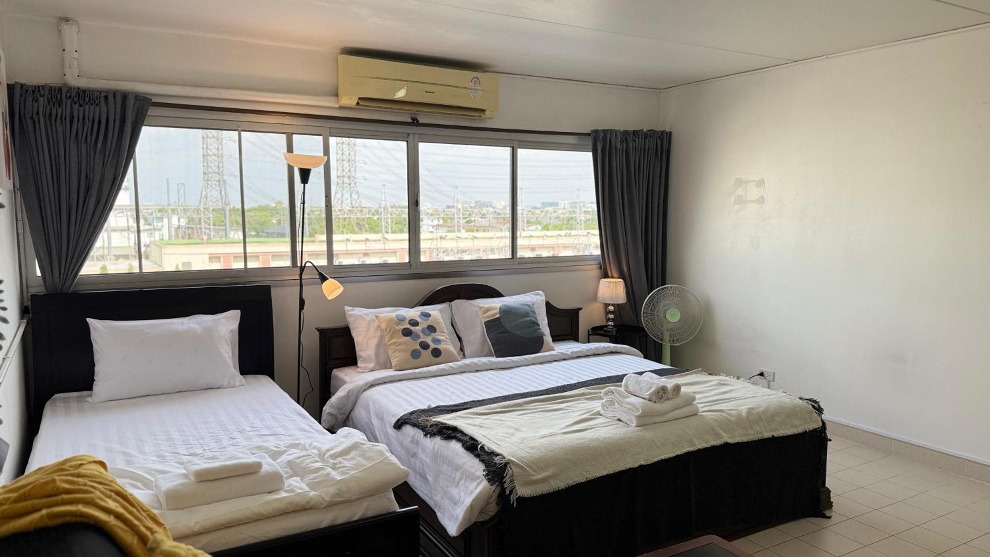Apartment Impact Challenger ห้องพักรายวัน เมืองทองธานี ตึก C9, P2, P1 每日房 *