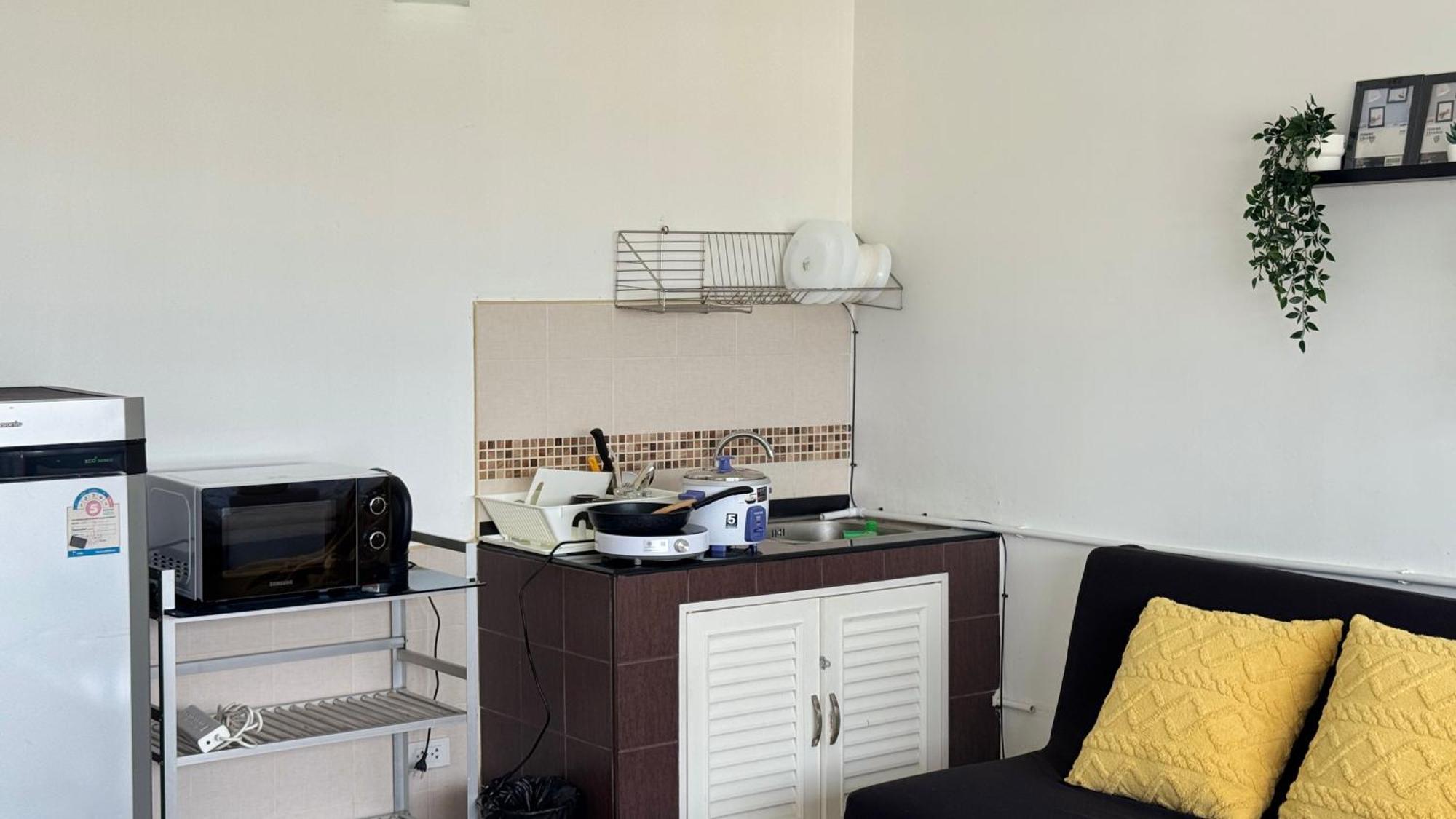 Apartment Impact Challenger ห้องพักรายวัน เมืองทองธานี ตึก C9, P2, P1 每日房 *